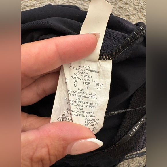 Magicsuit Liza One Piece Swimsuit size 10 Black - Picture 5 of 6